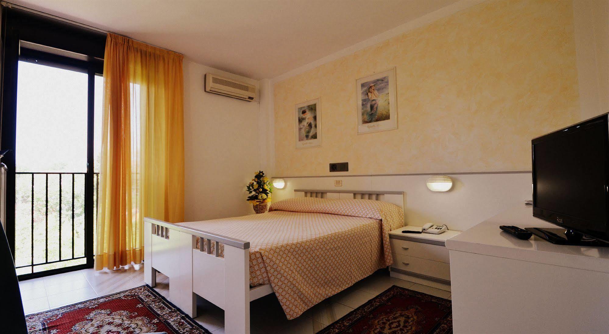 Rio Hotel Ривалта ди Торино Екстериор снимка